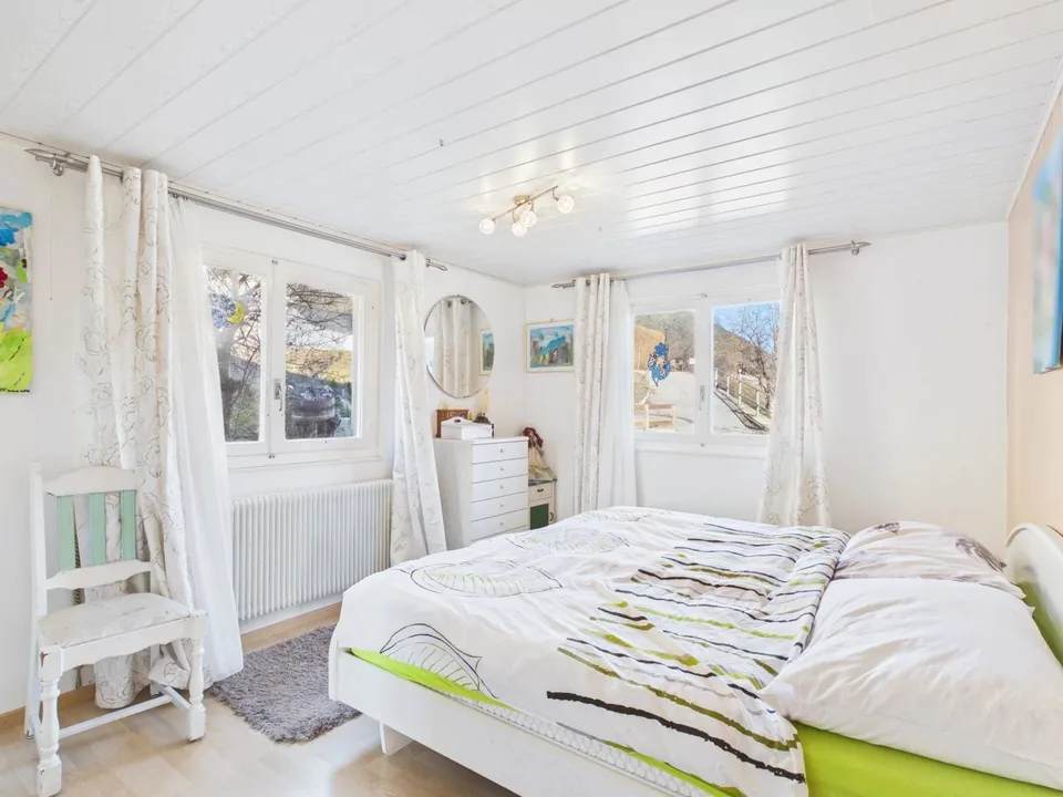Ampia casa residenziale con giardino soleggiato sopra Naters – foto 12 di 15