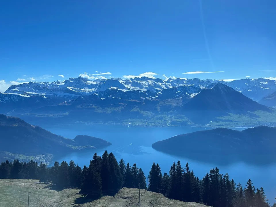 Traumhafte 4.5 Zimmer Wohnung auf Rigi Kaltbad, frisch renoviert – mit See-, Berg- und Alpenblick
