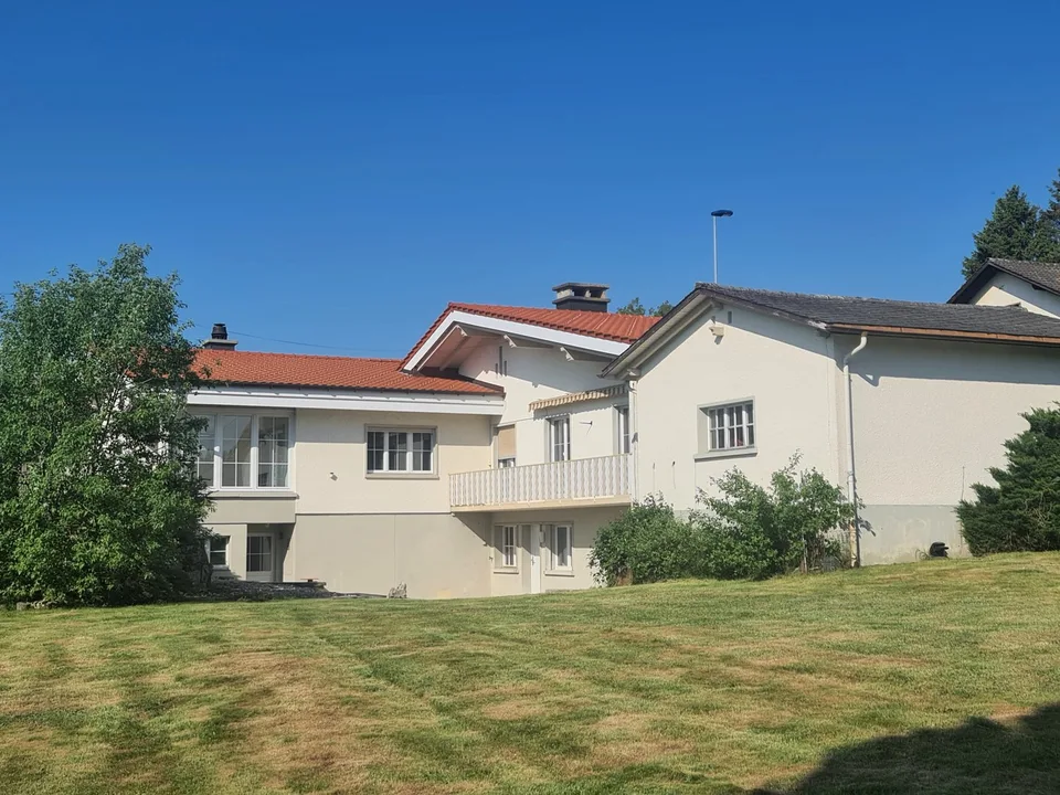 NEUER PREISNACHLASS - Prächtige Villa mit hohem Standard auf großer Parzelle