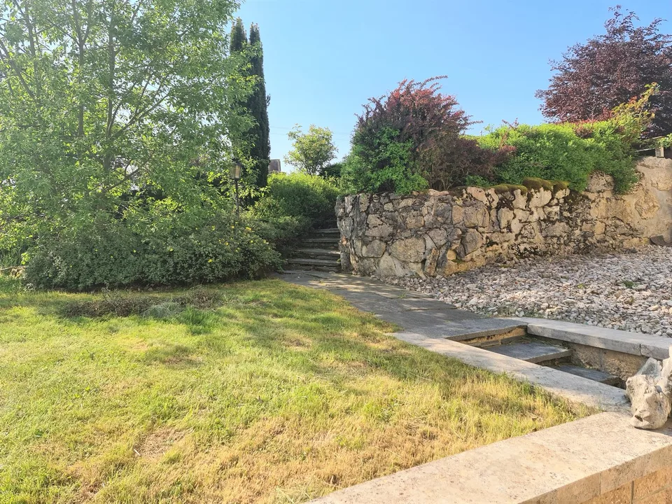 NEUE PREISSENKUNG - Prachtvolle Villa von hohem Standard auf großer Parzelle – Foto 19 von 30