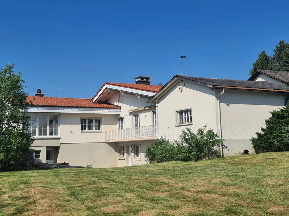 NEUER PREISNACHLASS - Prächtige Villa mit hohem Standard auf großer Parzelle