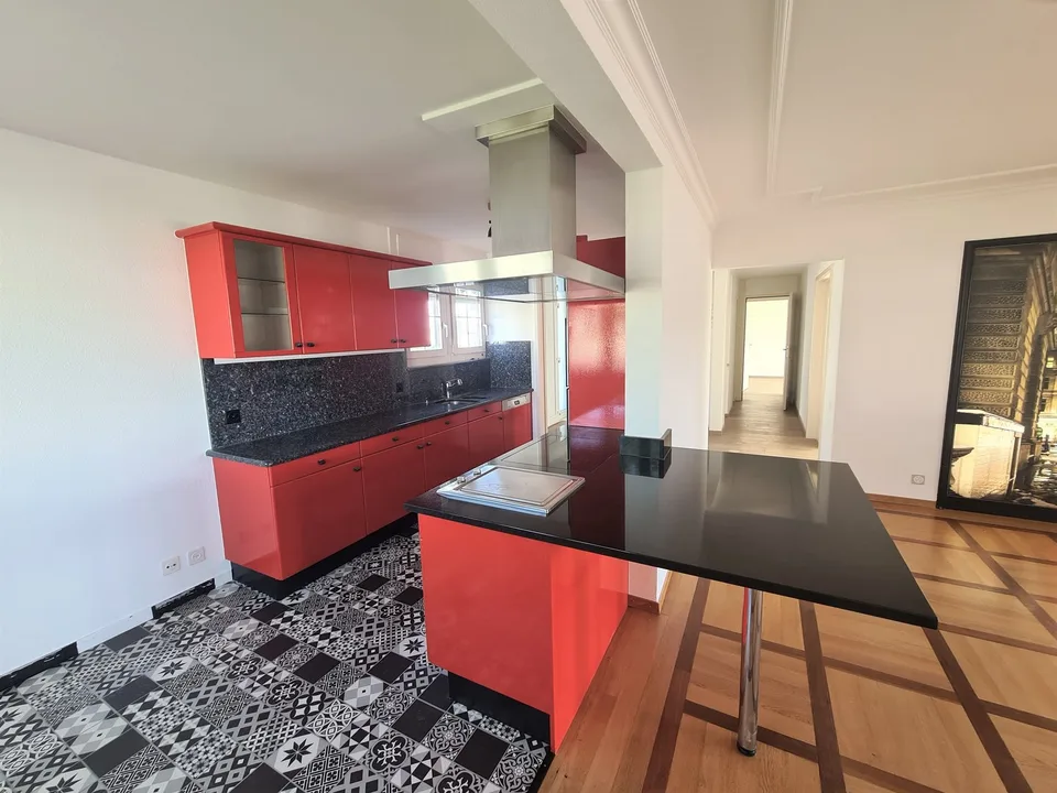 NEUE PREISSENKUNG - Prachtvolle Villa von hohem Standard auf großer Parzelle – Foto 29 von 30
