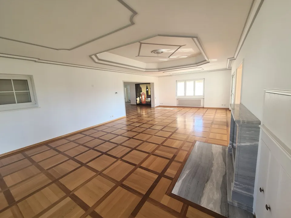 NEUE PREISSENKUNG - Prachtvolle Villa von hohem Standard auf großer Parzelle – Foto 25 von 30