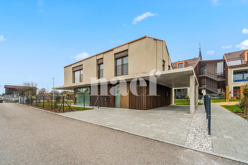 Maison individuelle de 6.5 pièces de 196 m² avec terrasse et jardin à vendre à Gletterens