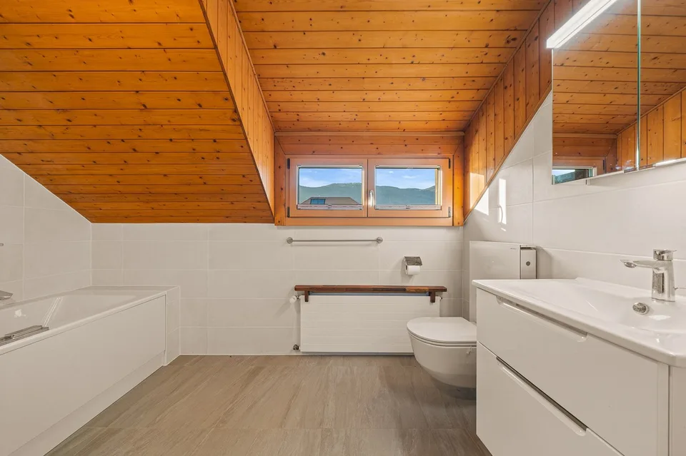 La Rippe Villa 8,5 Zimmer mit Charme und Potential