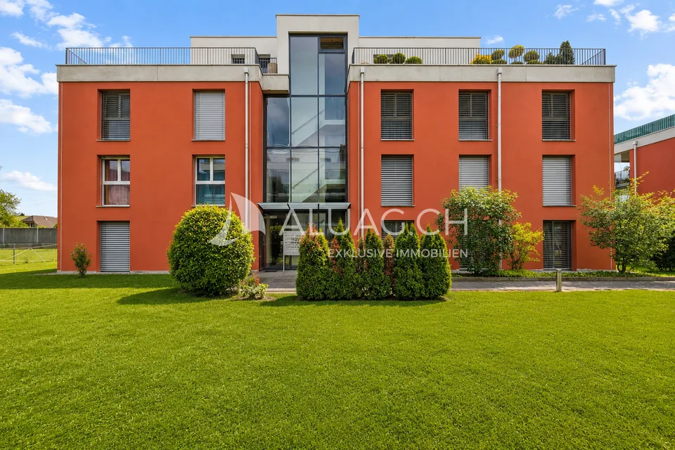 Appartement en propriété moderne avec jardin d'hiver