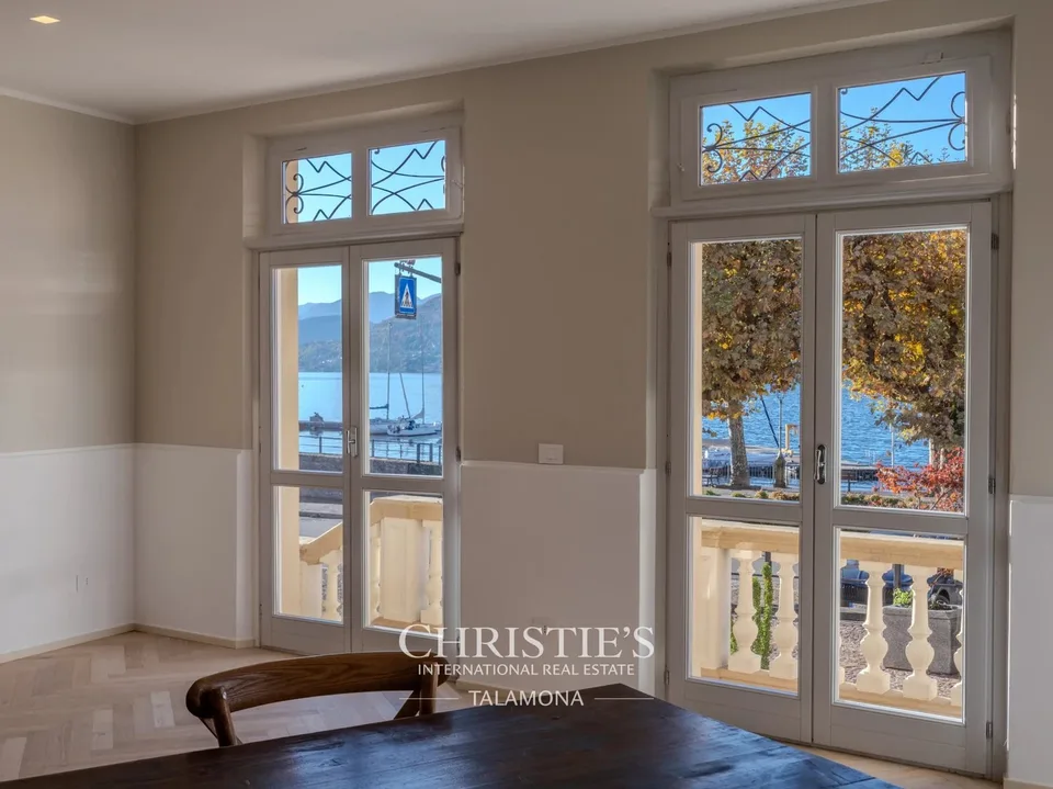 Appartamento con vista sul Lago Maggiore a Porto Valtravaglia – foto 8 di 13