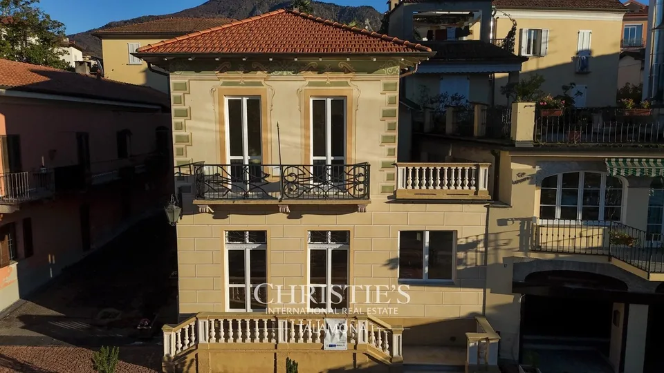Appartement mit Blick auf den Lago Maggiore in Porto Valtravaglia
