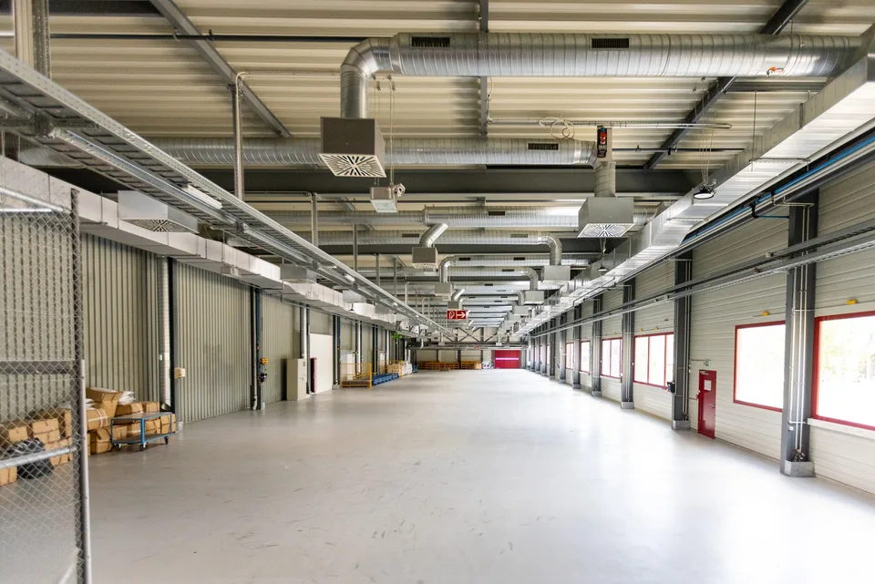 Halle de production et/ou stockage