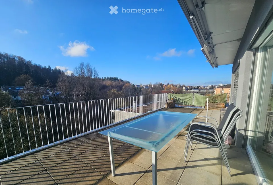 Shared room with private bathroom for rent in Ittigen
