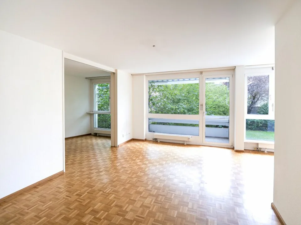 Grosszügige 3.5-Zimmerwohnung mit Balkon an attraktiver Lage