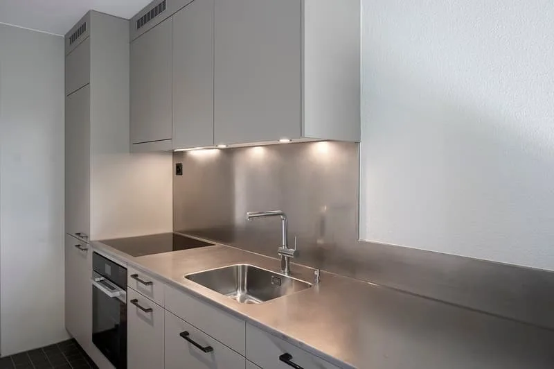 Appartement inondé de lumière avec disposition excitante