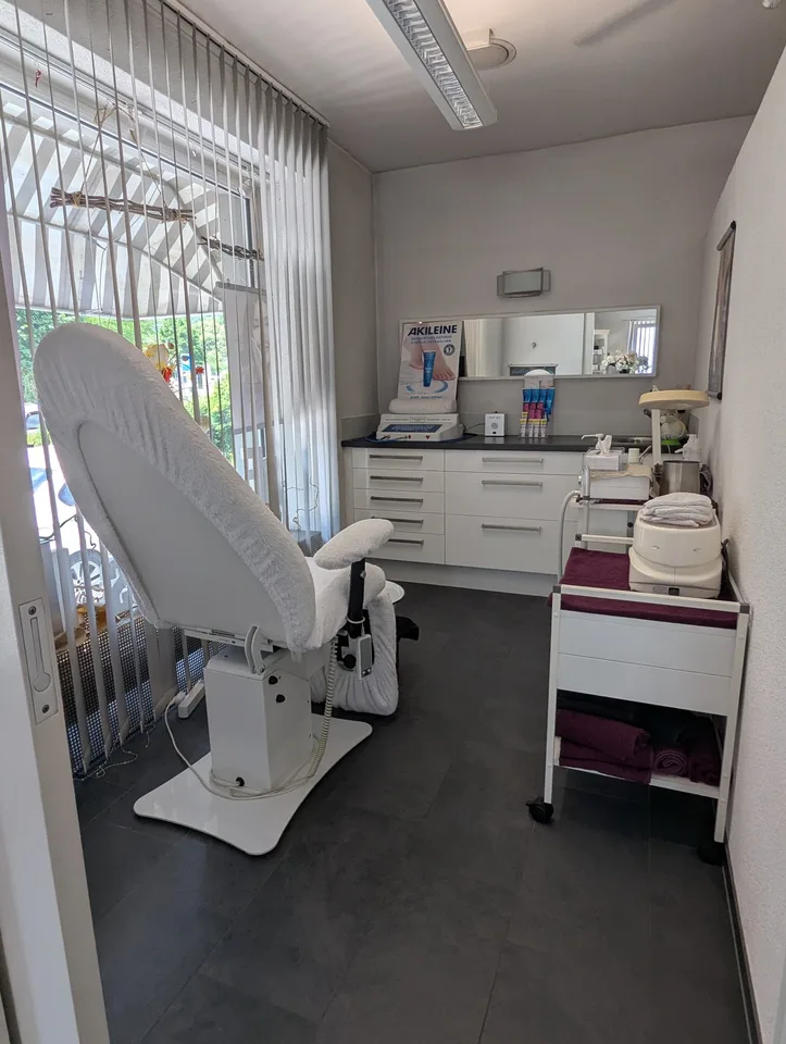 Spazi commerciali attraenti in un quartiere tranquillo