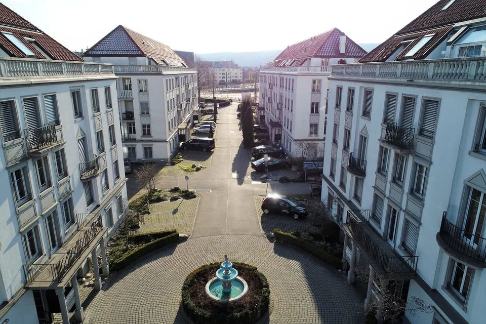 Helles Büro in Dübendorf