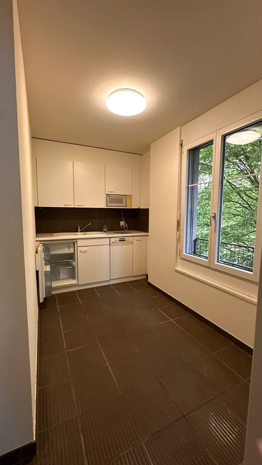 Helles Büro in Dübendorf