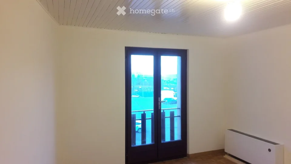 Monolocale 27 m2 in affitto ad Arzier, 3 min. dalla stazione, 990.--