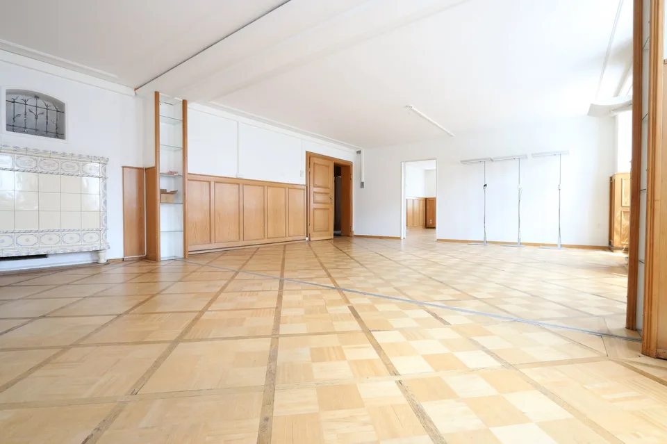 Gewerberäume / Showroom / Büroräume, 1. OG mitten in Bülach