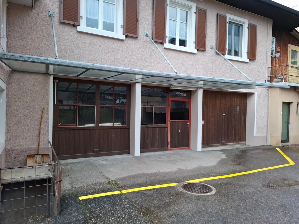 Werkstatt mit Büro/Laden Mitten in Breitenbach