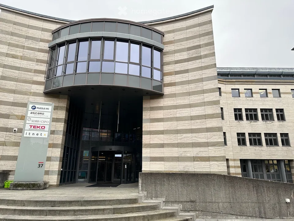 Helle Büroräumlichkeiten an zentraler Lage