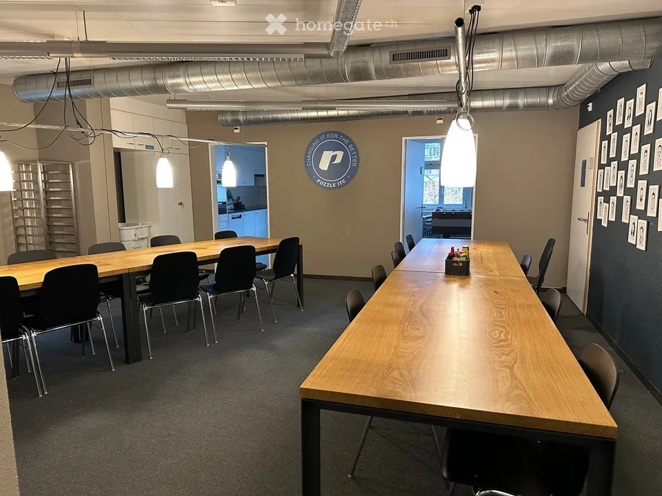Bright office space in central location