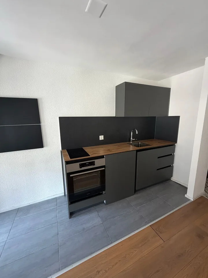 Wohnung mit 1,5 Zimmern im Zentrum von Neuchâtel