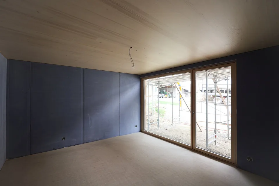 Premier location : Appartement de jardin exclusif de 3,5 pièces avec confort de vie moderne