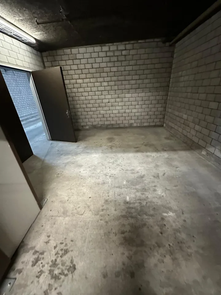 Warehouse for rent