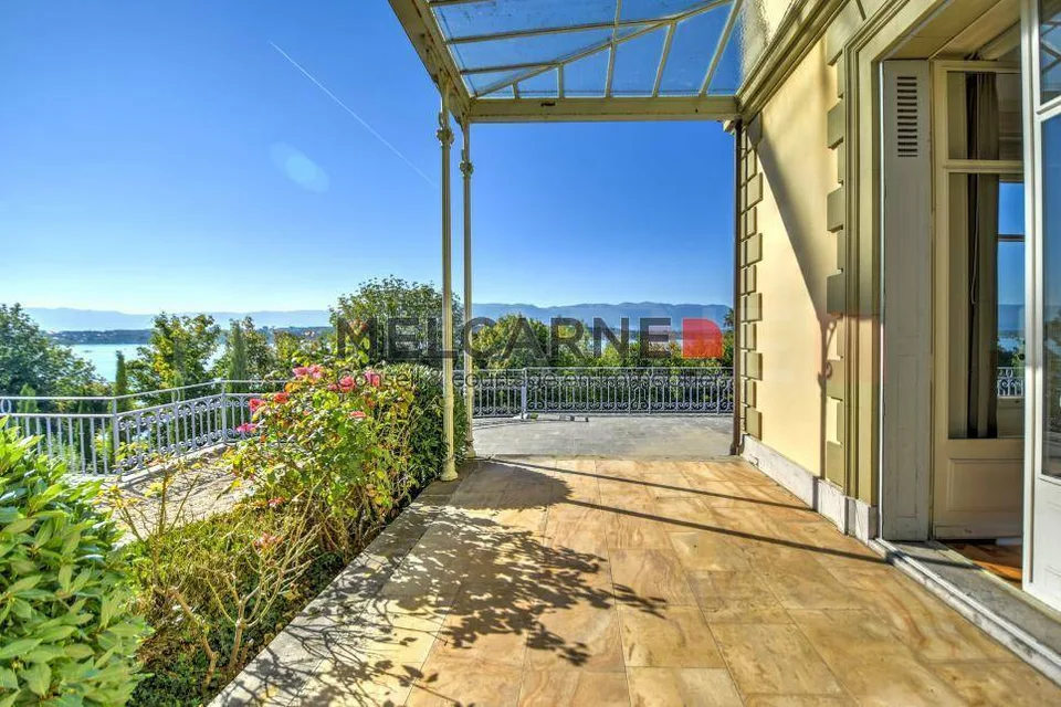 Magnifique maison de Maître avec vue imprenable sur le lac – Foto 9 von 12