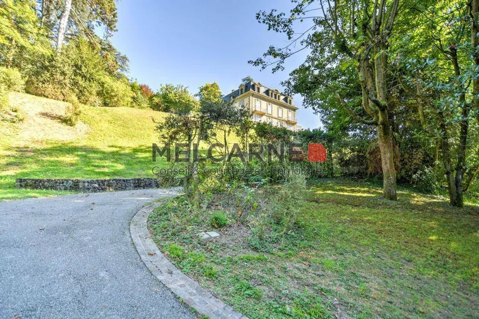Magnifique maison de Maître avec vue imprenable sur le lac