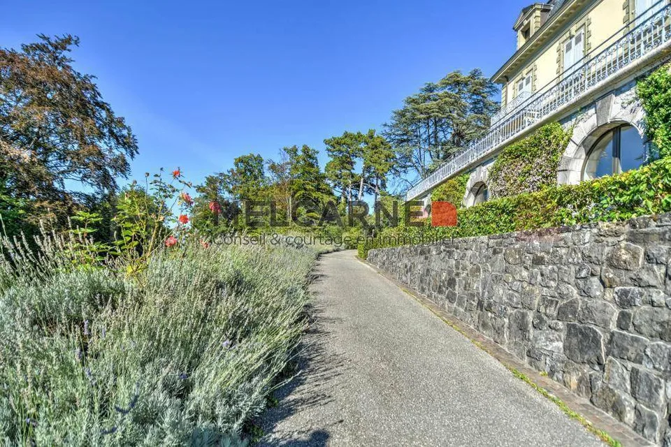 Magnifique maison de Maître avec vue imprenable sur le lac