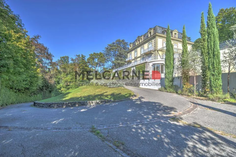 Magnifique maison de Maître avec vue imprenable sur le lac