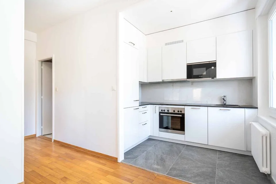 Schönes renoviertes Studio mit Terrassenzugang!