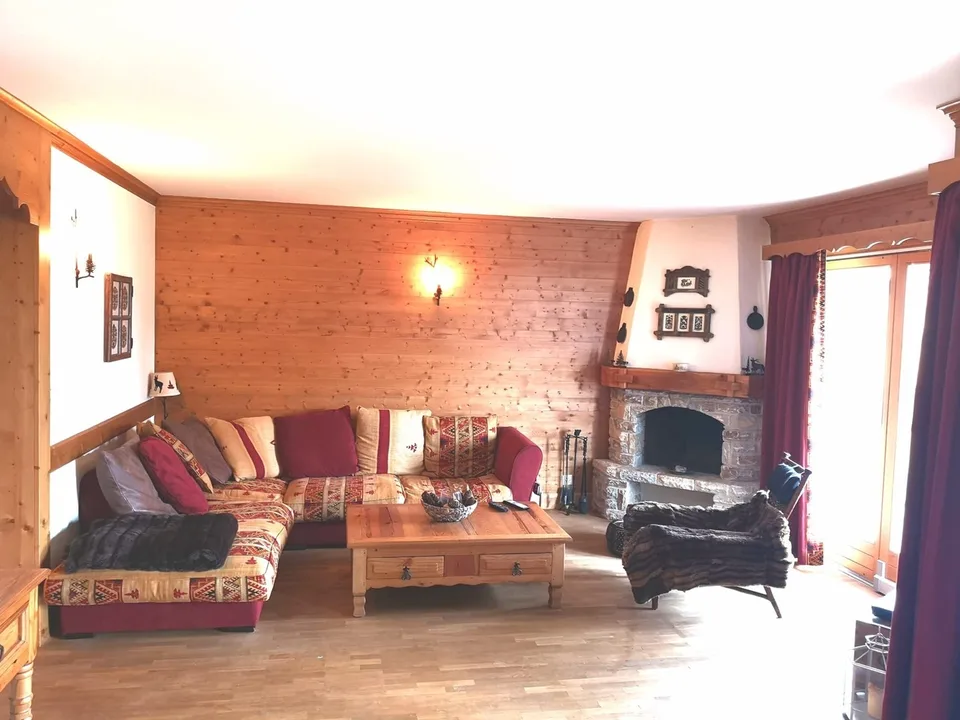 4,5 pieces of charm RENTAL FOR THE YEAR