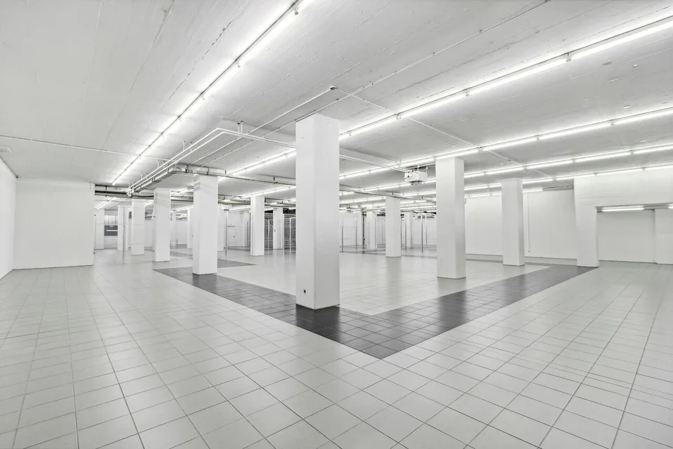 422m2 d'espace de stockage à emplacement idéal près de l'A14 – photo 7 sur 13