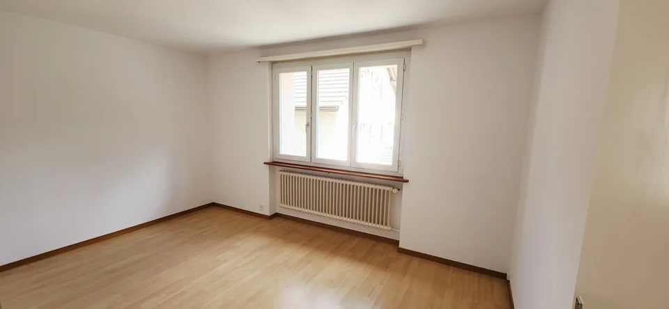 Appartamento di 3 locali luminoso in affitto a Péry - completamente ristrutturato – foto 10 di 19
