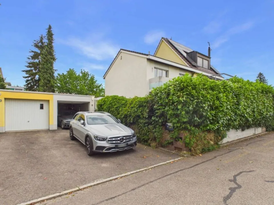 Gemütliches Einfamilienhaus mit eigenem Garten