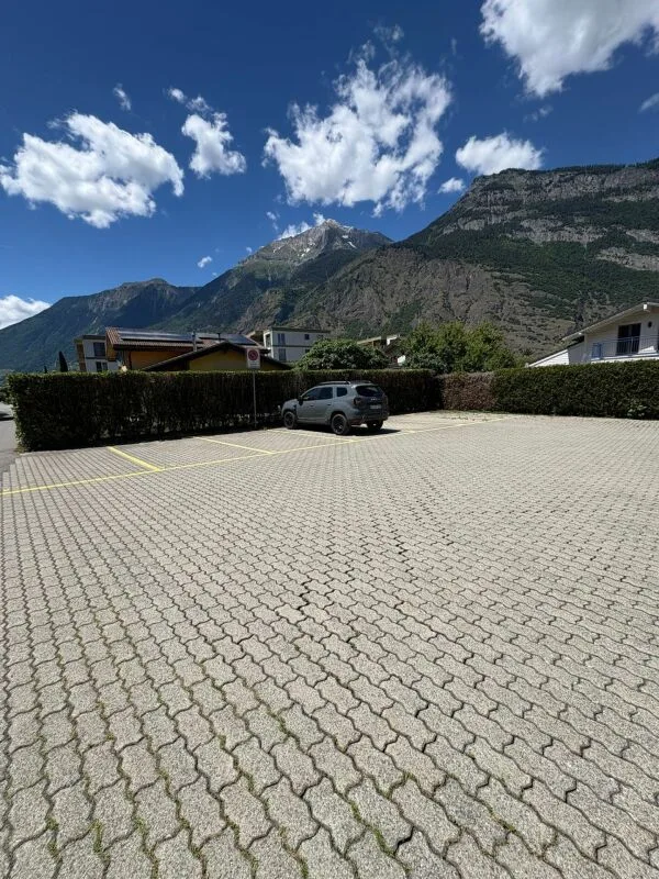Außenparkplatz