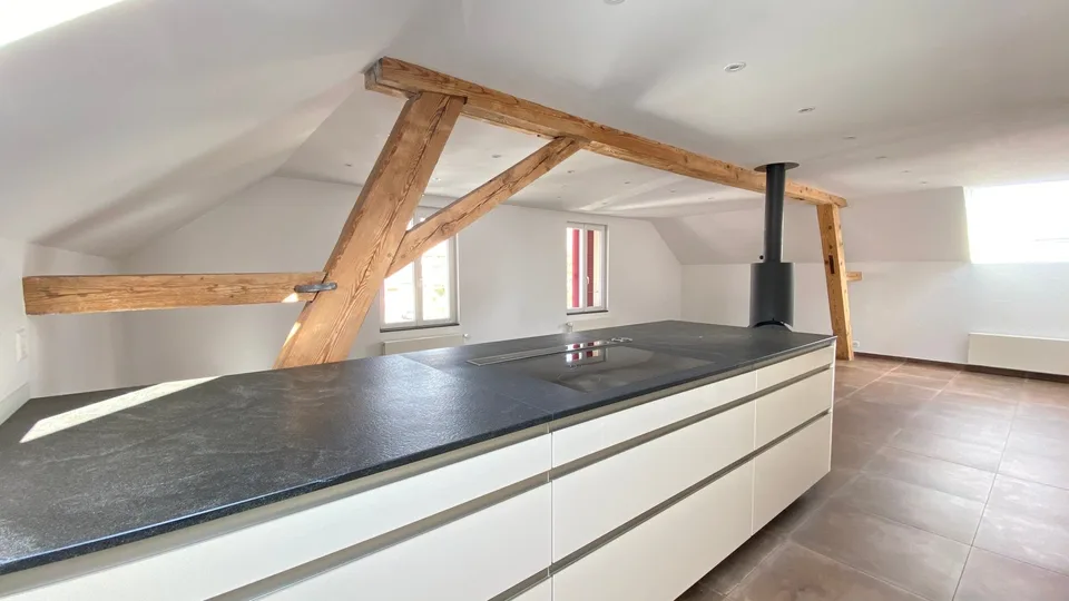 Zauberhafte 3.5-Zimmer-Wohnung mit Châlet-Chic im Dorfzentrum von Bettlach