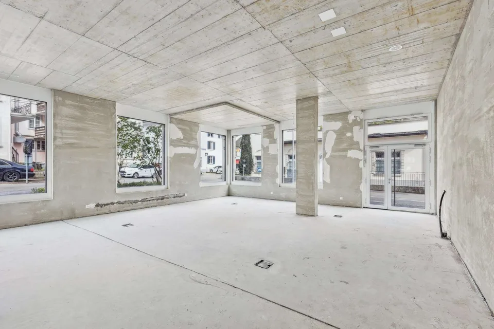 Espace commercial moderne dans un emplacement central – photo 9 sur 11