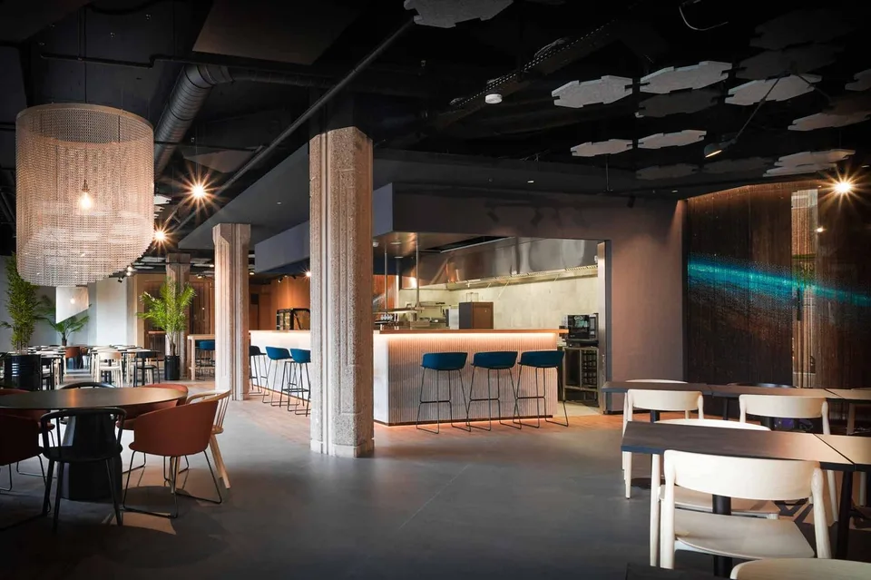Büros von 850m2 im Octagon-Komplex Ein modernes und dynamisches Umfeld