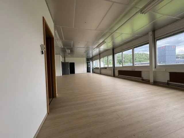 Verkaufsfläche von 100m2 zur Miete