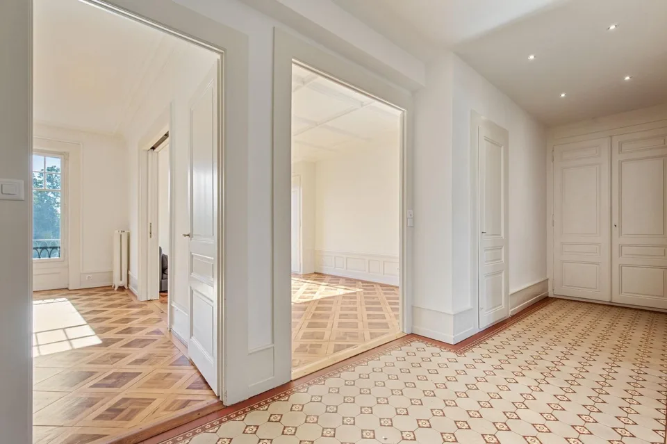 Wohnung mit 4.5 Zimmern im 3. Stock