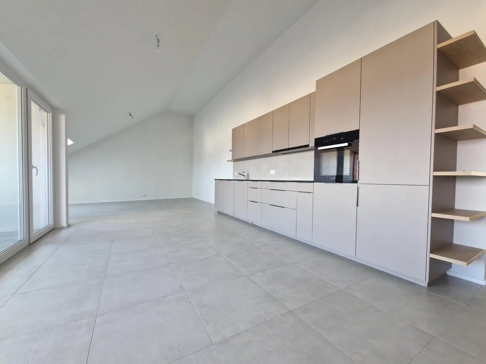 Spacieux appartement de 10.5 pièces avec ascenseur à Milvignes