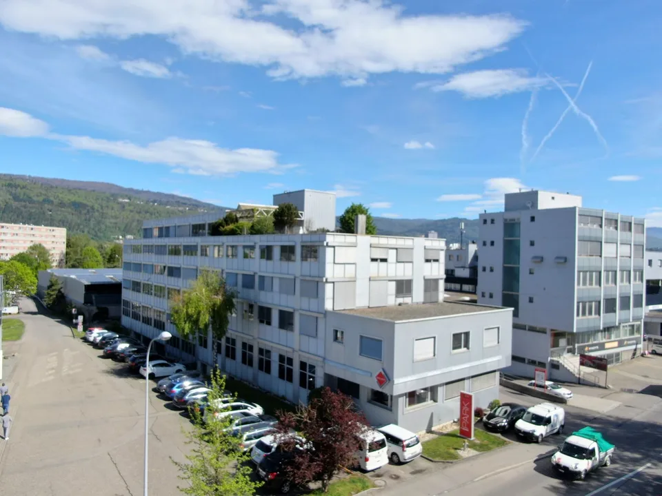 Büro-/Gewerberäumlichkeiten an idealer Lage in Nidau