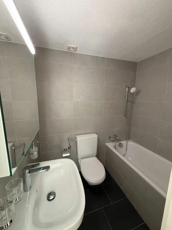Erstbezug -  frisch sanierte 1 Zimmer-Wohnung jetzt zu vermieten!