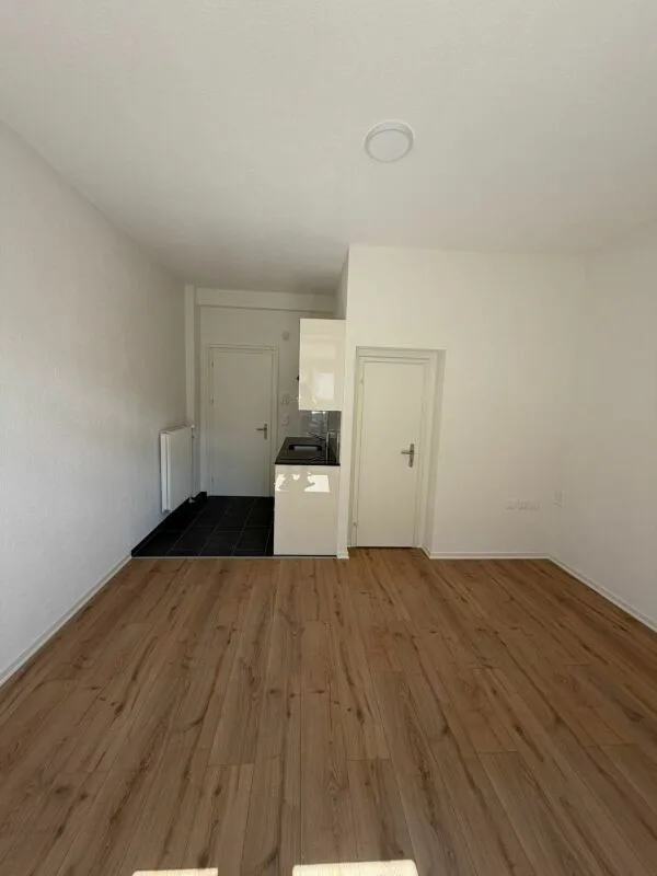 Erstbezug -  frisch sanierte 1 Zimmer-Wohnung jetzt zu vermieten!