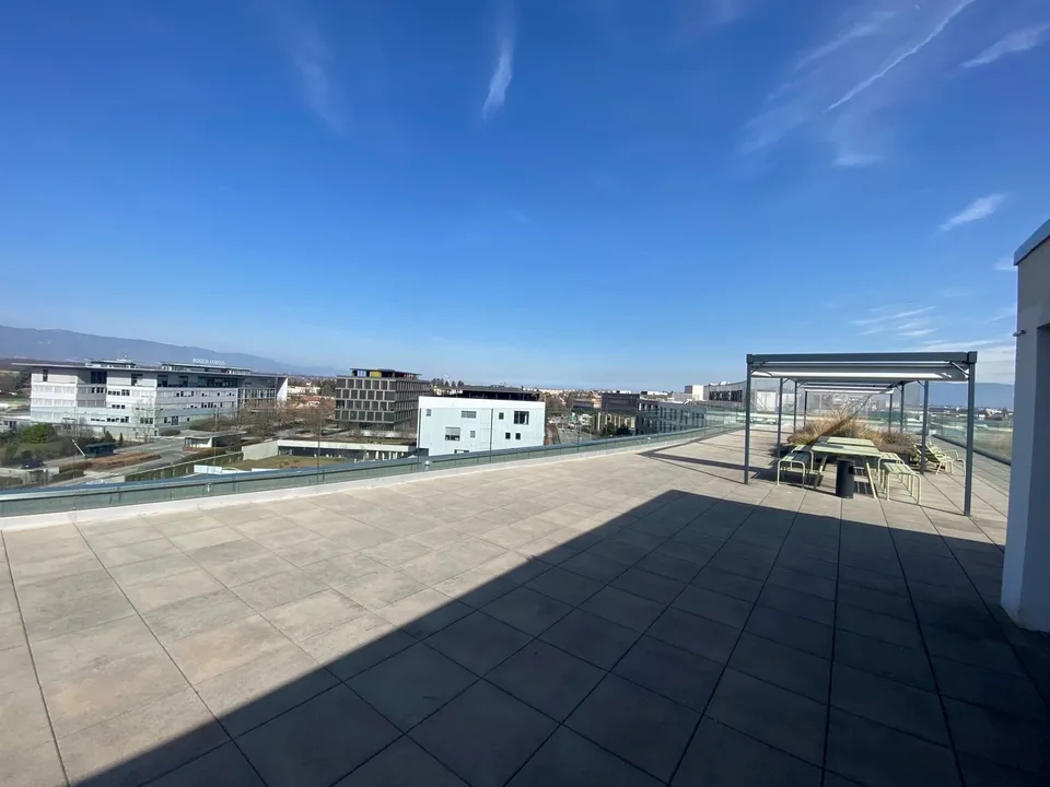 Flächen für Aktivitäten in einem Mehrzweckgebäude in der FTI-Zone – Foto 7 von 8