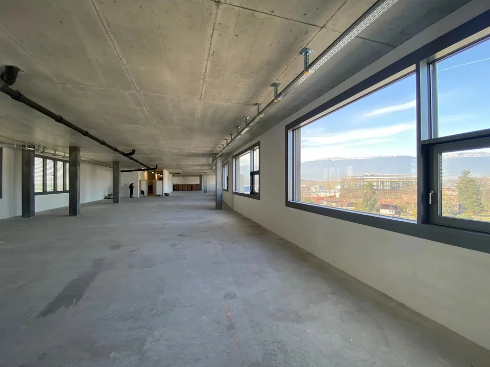 Aree di attività in un edificio multifunzionale nella zona FTI