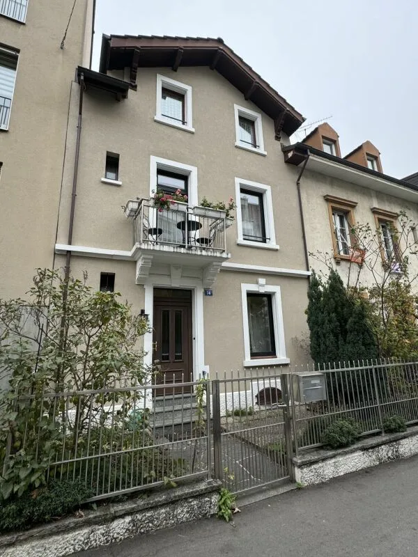 6-Zimmer-Stadthaus mit tollem Garten