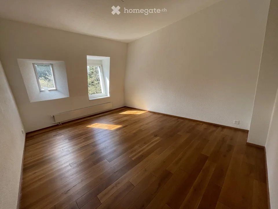 Charmante 3.5-Zimmer-Wohnung in Enge – sofort verfügbar
